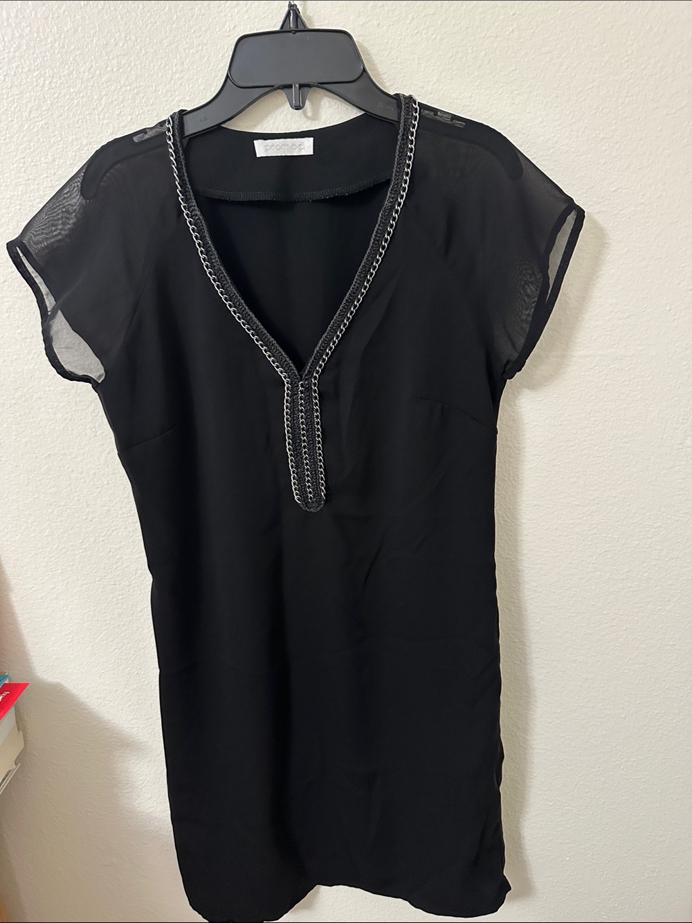 Promod Black Short-Sleeve Tunic with Chain-Trim V-Neck